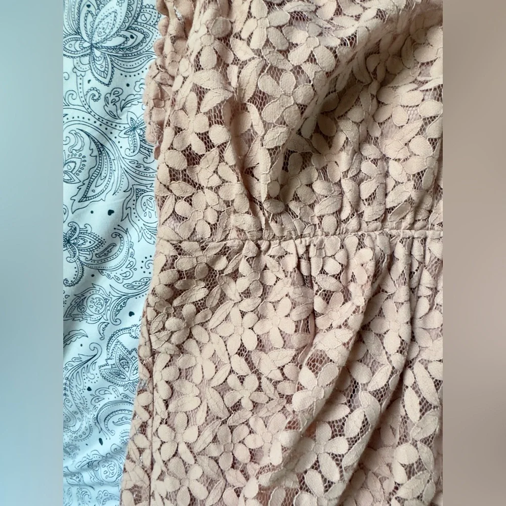 Kate Spade New York- Pink Lace midi Dress with Ruffle flutter sleeves Size 10
